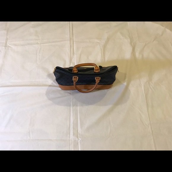 Rioni Navy Signature Dorm Handle Bag - Picture 4 of 4